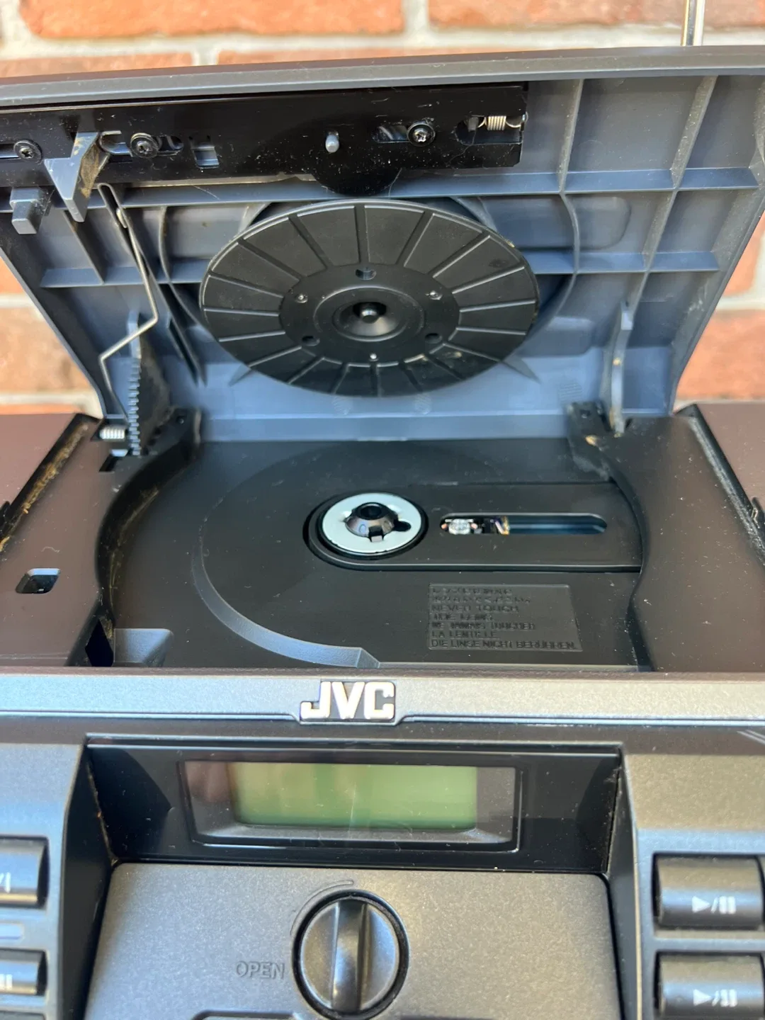 JVC RV-NB70 Powered Woofer CD System Boombox image indicator(6)