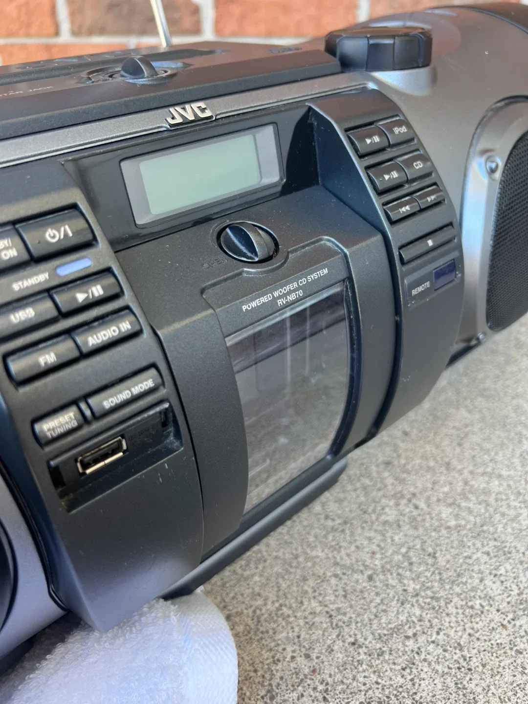 JVC RV-NB70 Powered Woofer CD System Boombox image indicator(9)