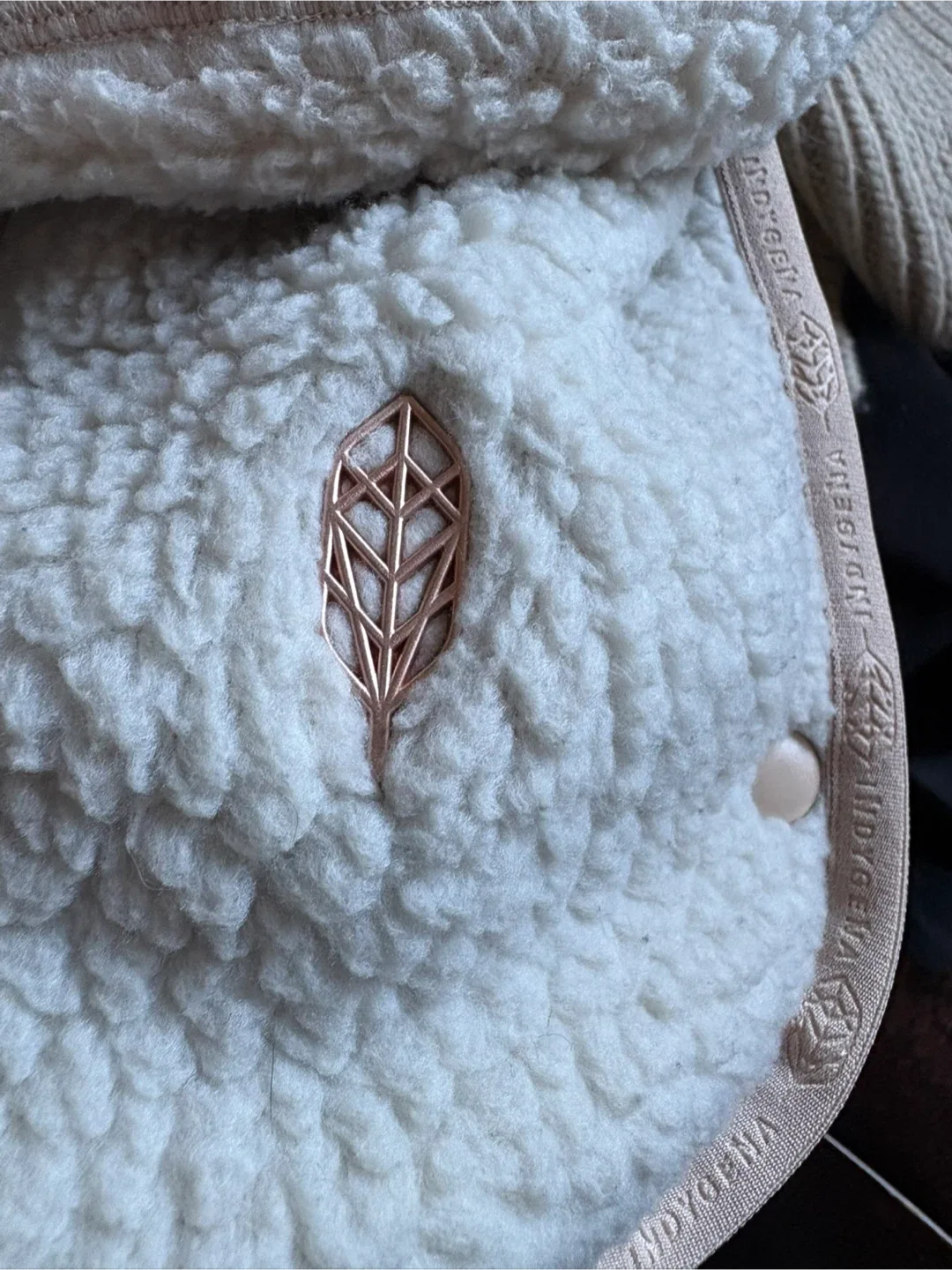 Indygena Fleece Jacket - Sz M image indicator(5)