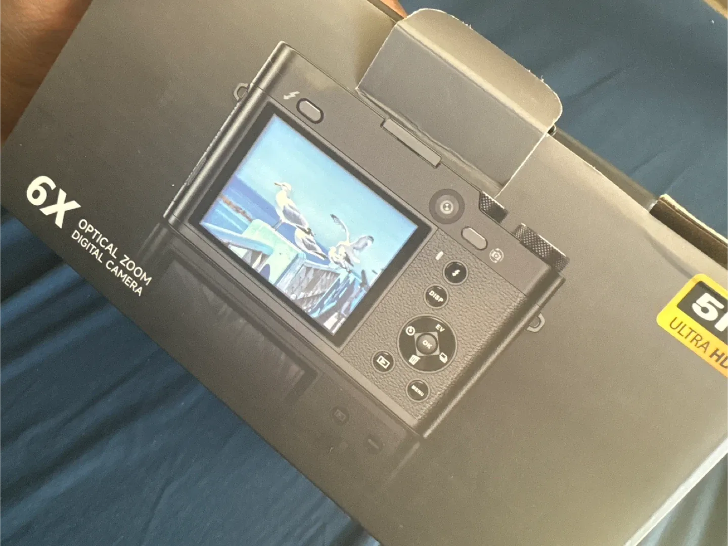 Aboobu 5K Ultra HD Digital Camera - New in Box! image indicator(3)