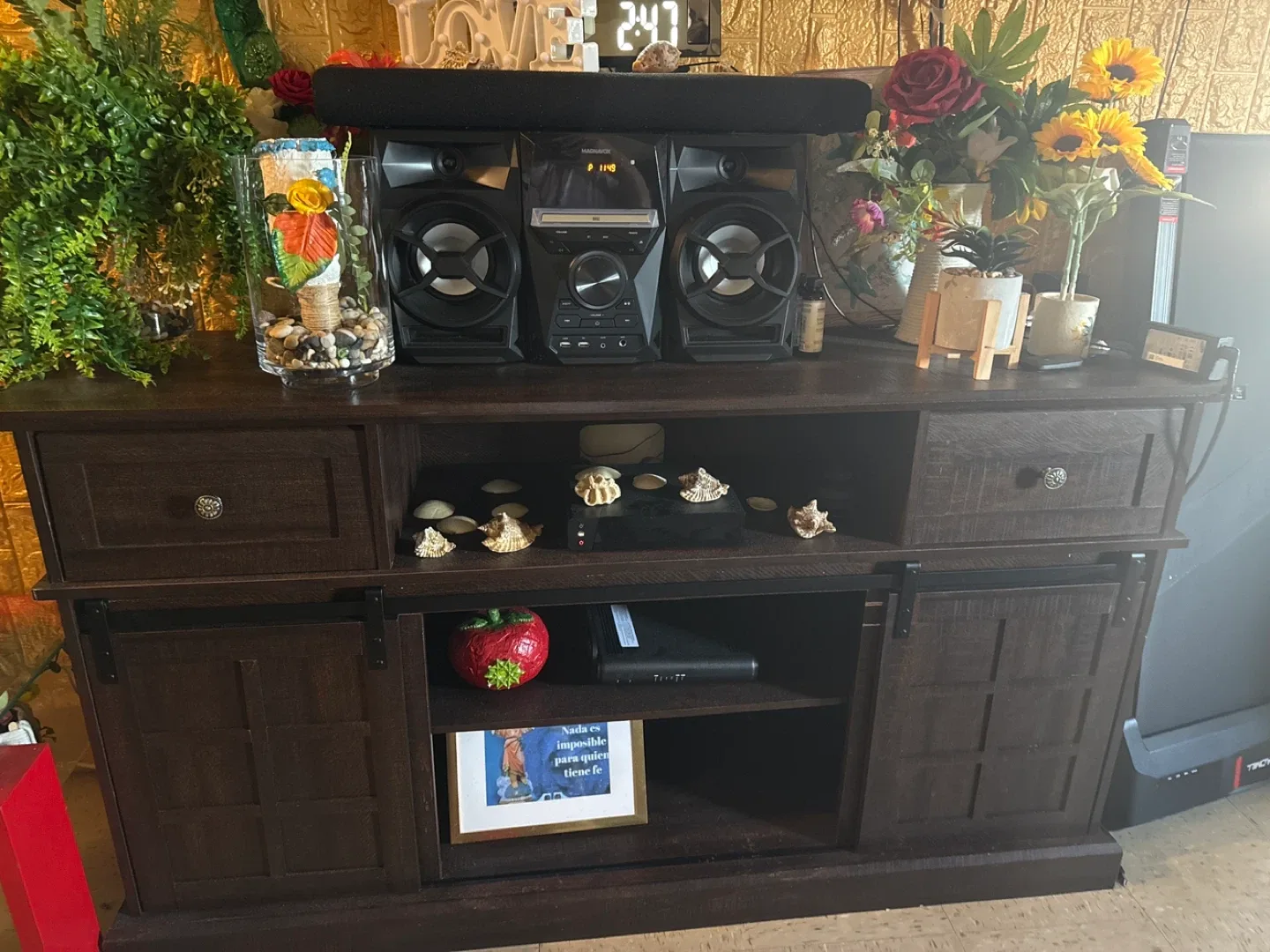 Tv stand thumbnail