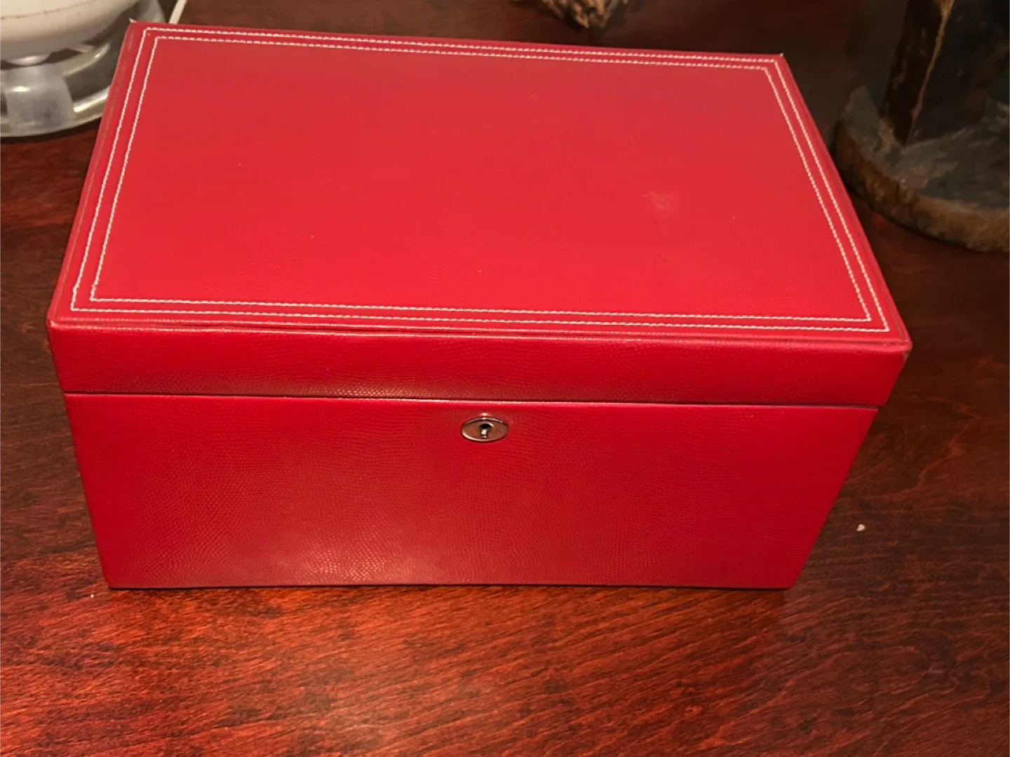 Red Jewelry Box thumbnail