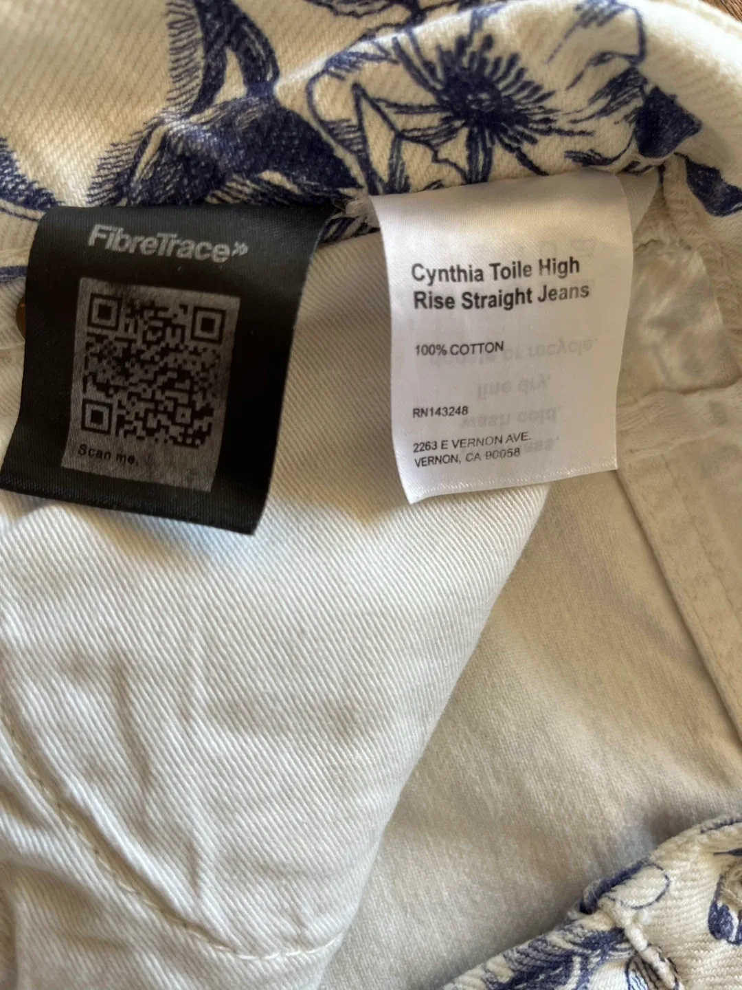 Reformation High Rise Straight Jeans image indicator(3)