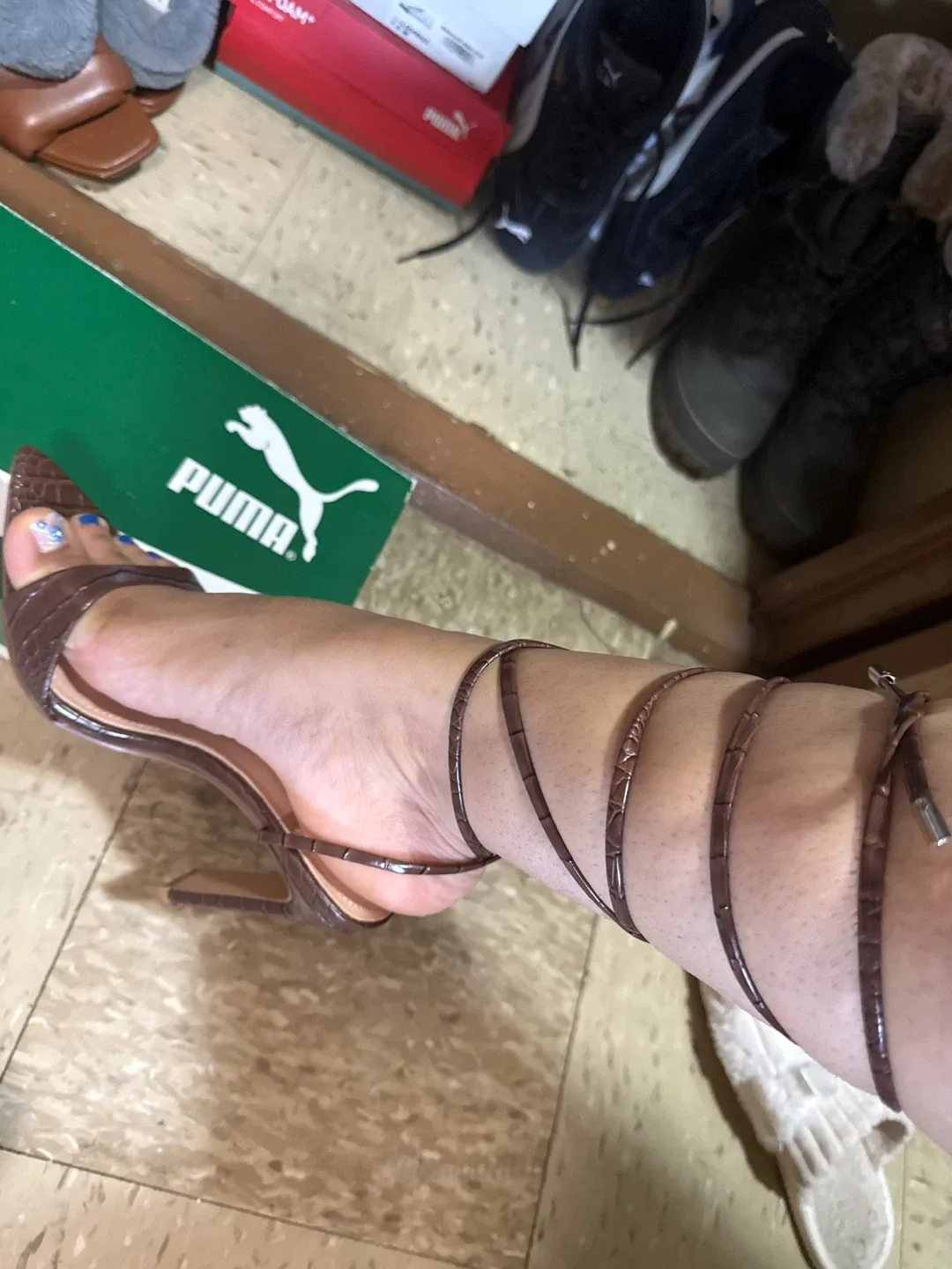 Fashion Nova Brown Heels image indicator(4)
