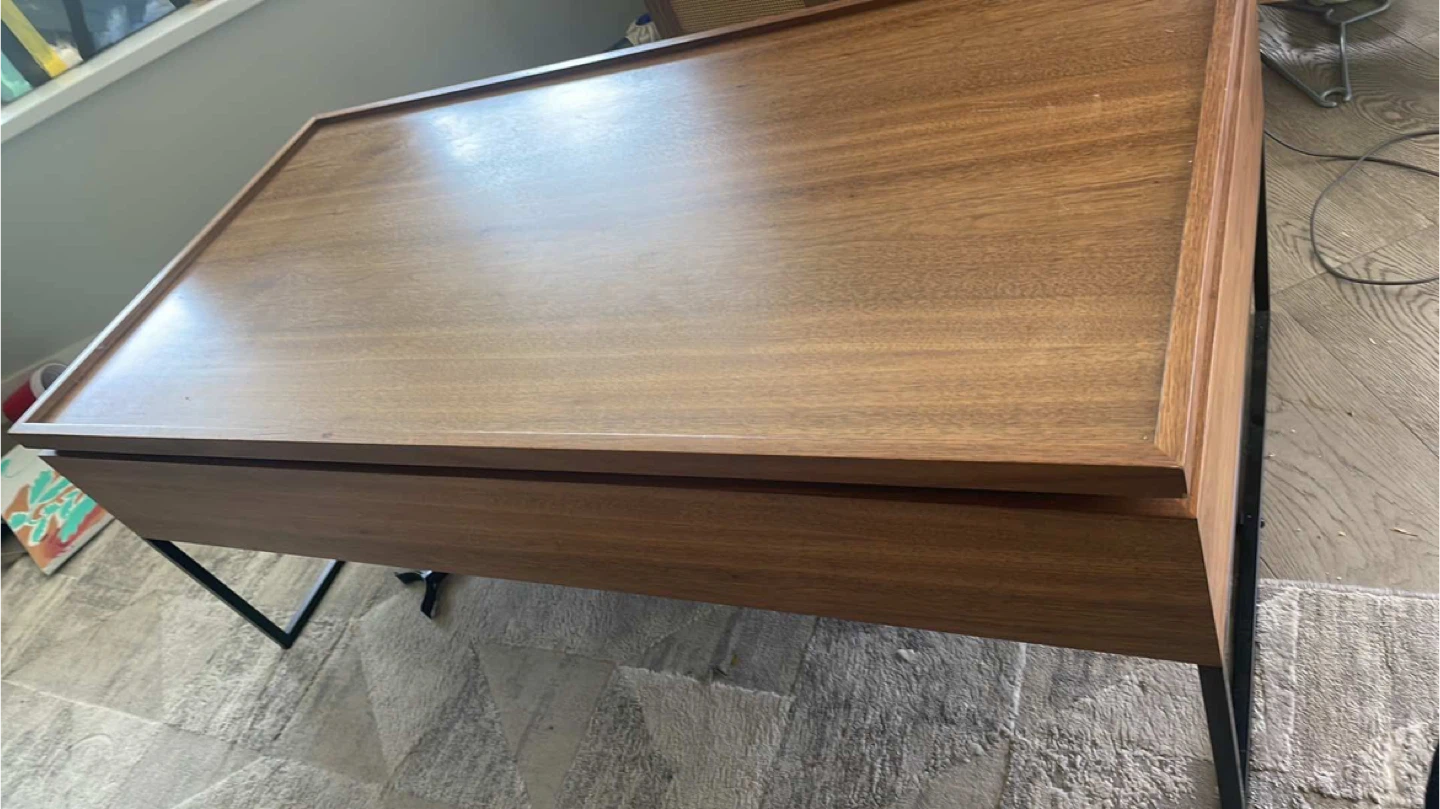 Used Good Condition Structube lift Coffee Table - photo 4
