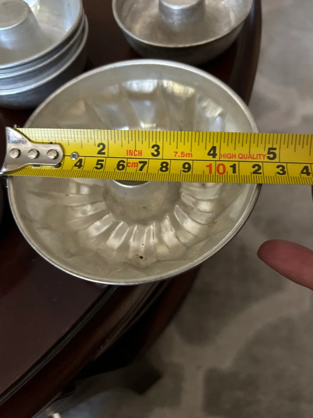 6 vintage small aluminum muffin cake jello molds Bundt image indicator(3)