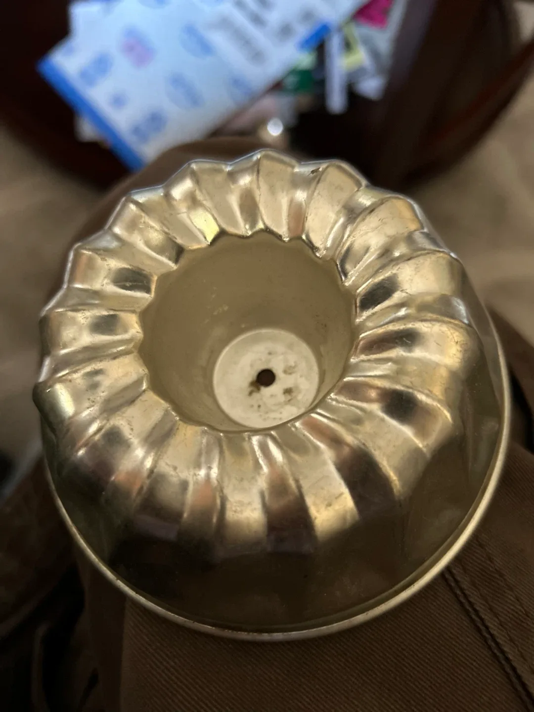 6 vintage small aluminum muffin cake jello molds Bundt image indicator(4)