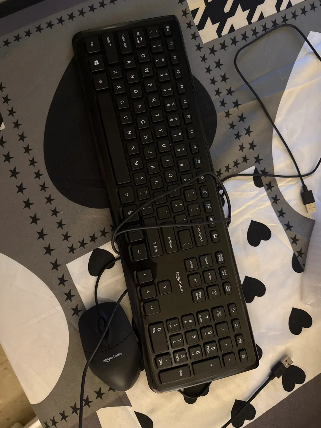 Amazon Basics Wired Keyboard and Mouse image indicator(3)
