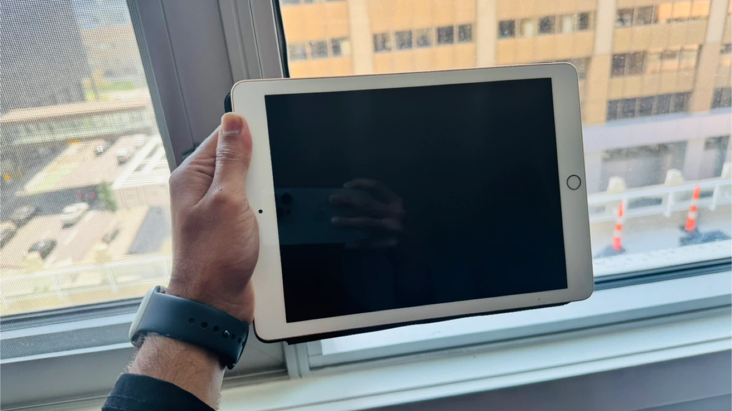 Apple iPad 6th Generation 32GB
