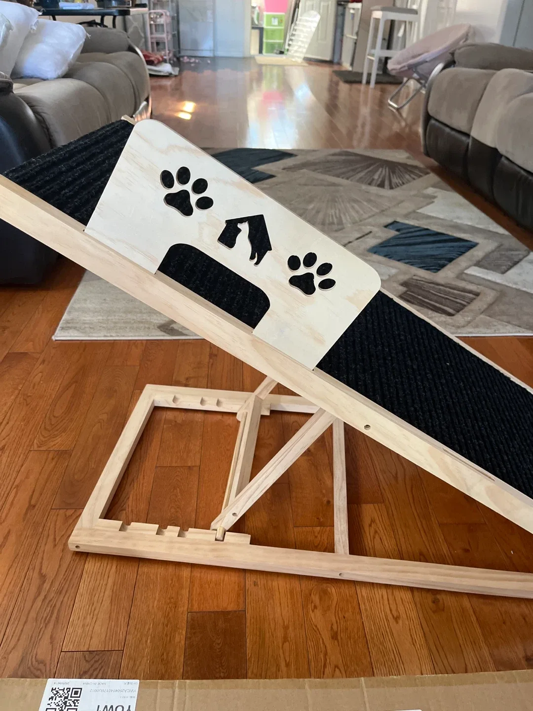 Adjustable Dog Ramp with Carpet image indicator(3)