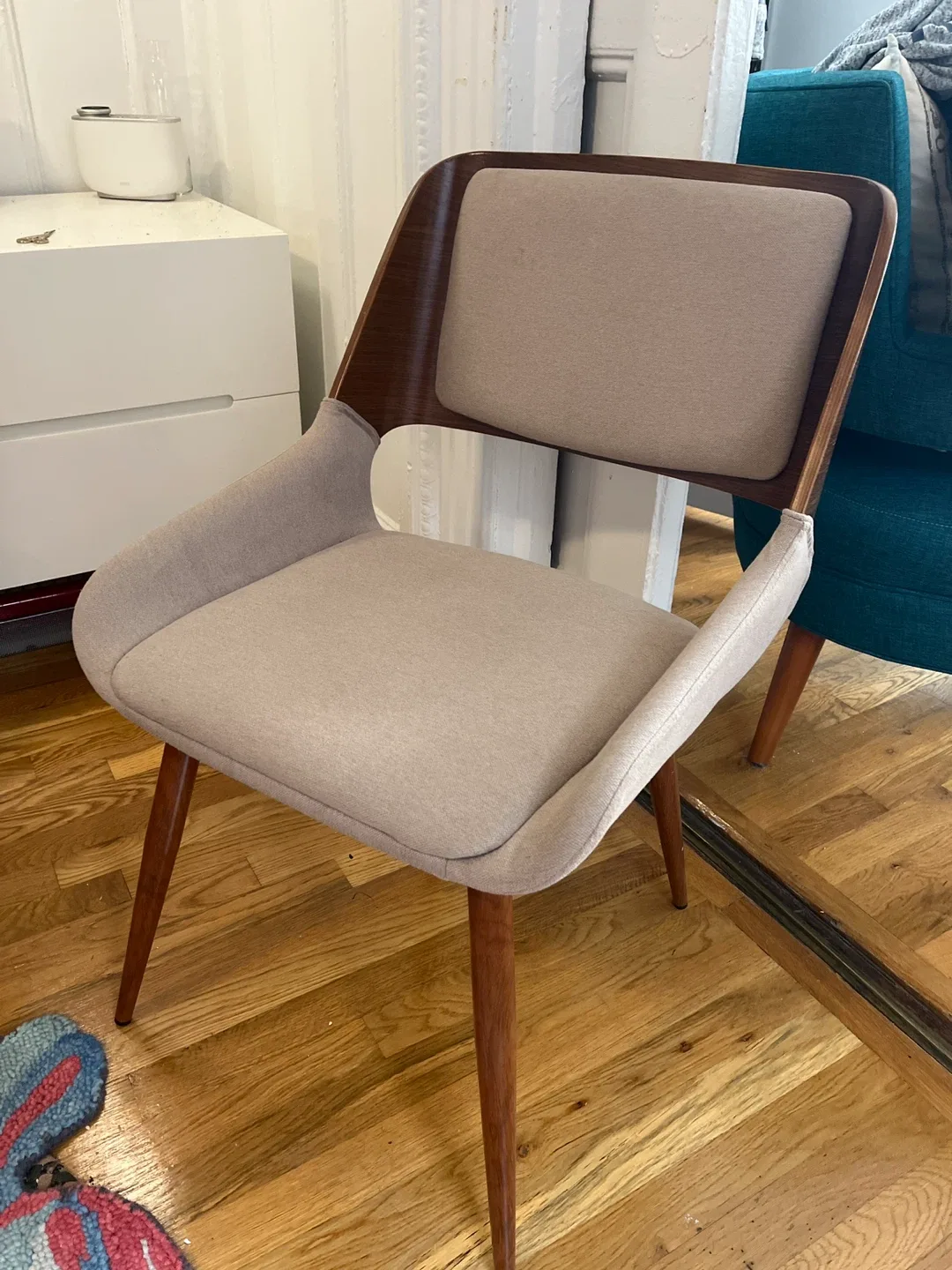 Modern Accent Chair - Wood & Beige image indicator(2)