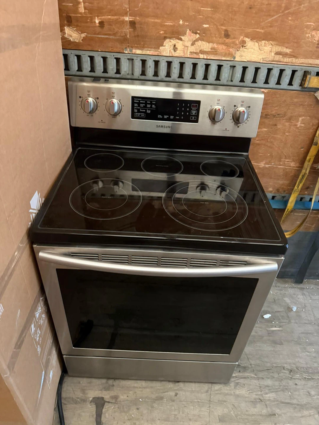 Samsung Electric Range - Stainless Steel