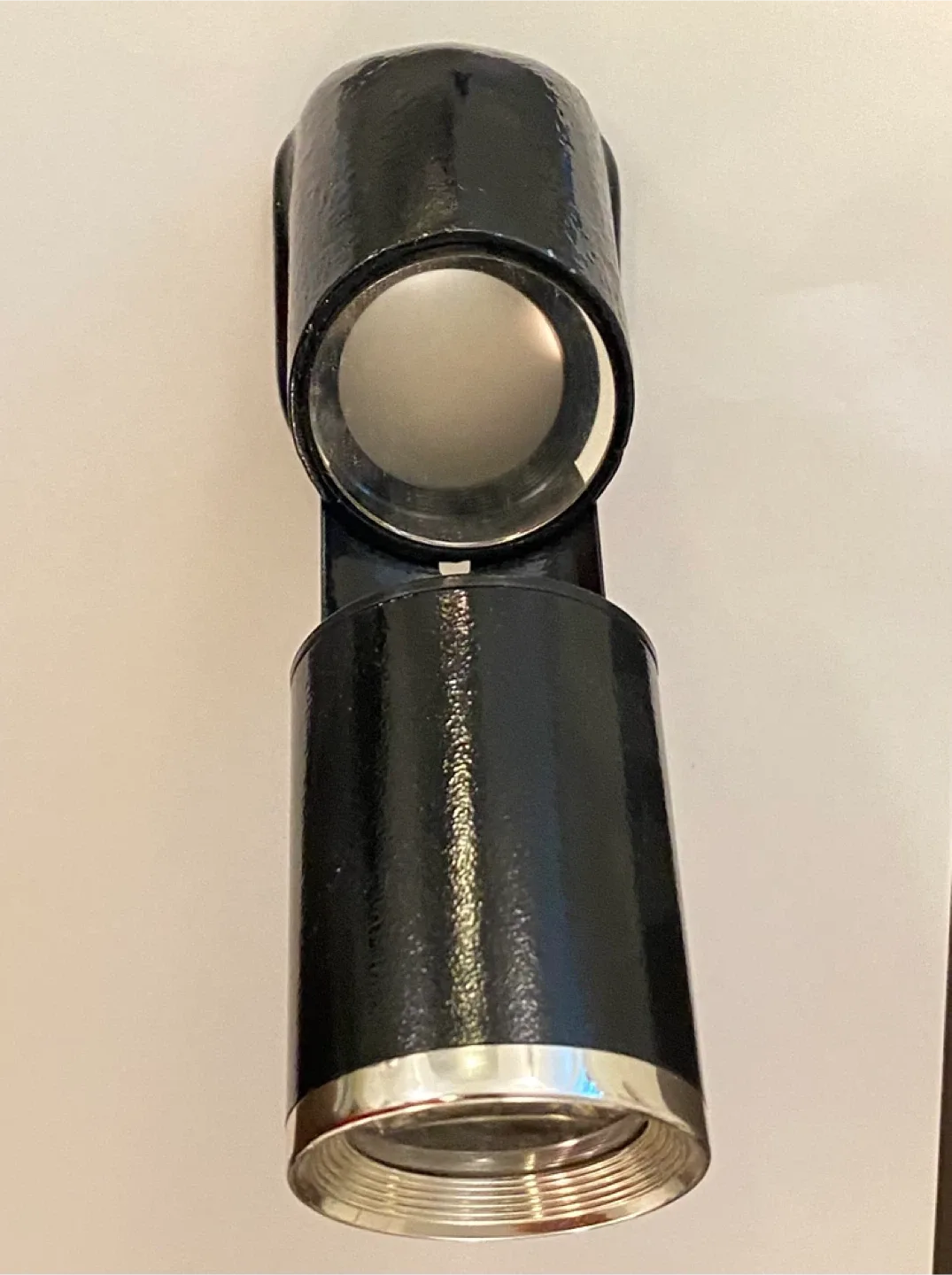 Darkroom Grain Focuser thumbnail