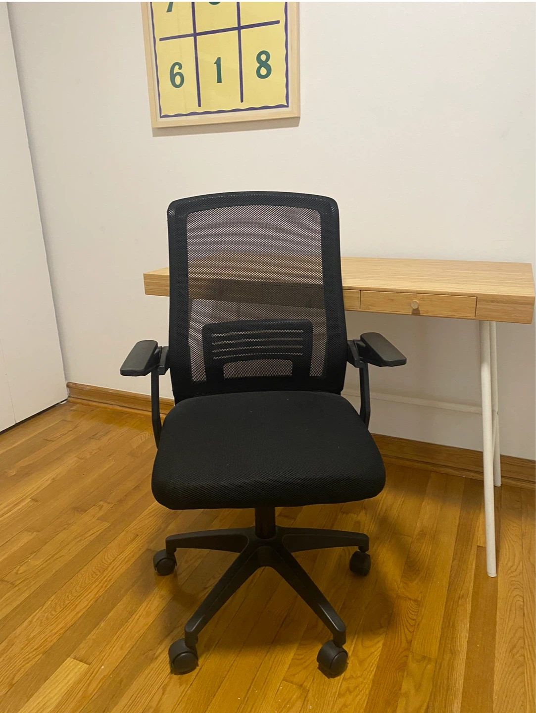 Desk and office chair - photo 4