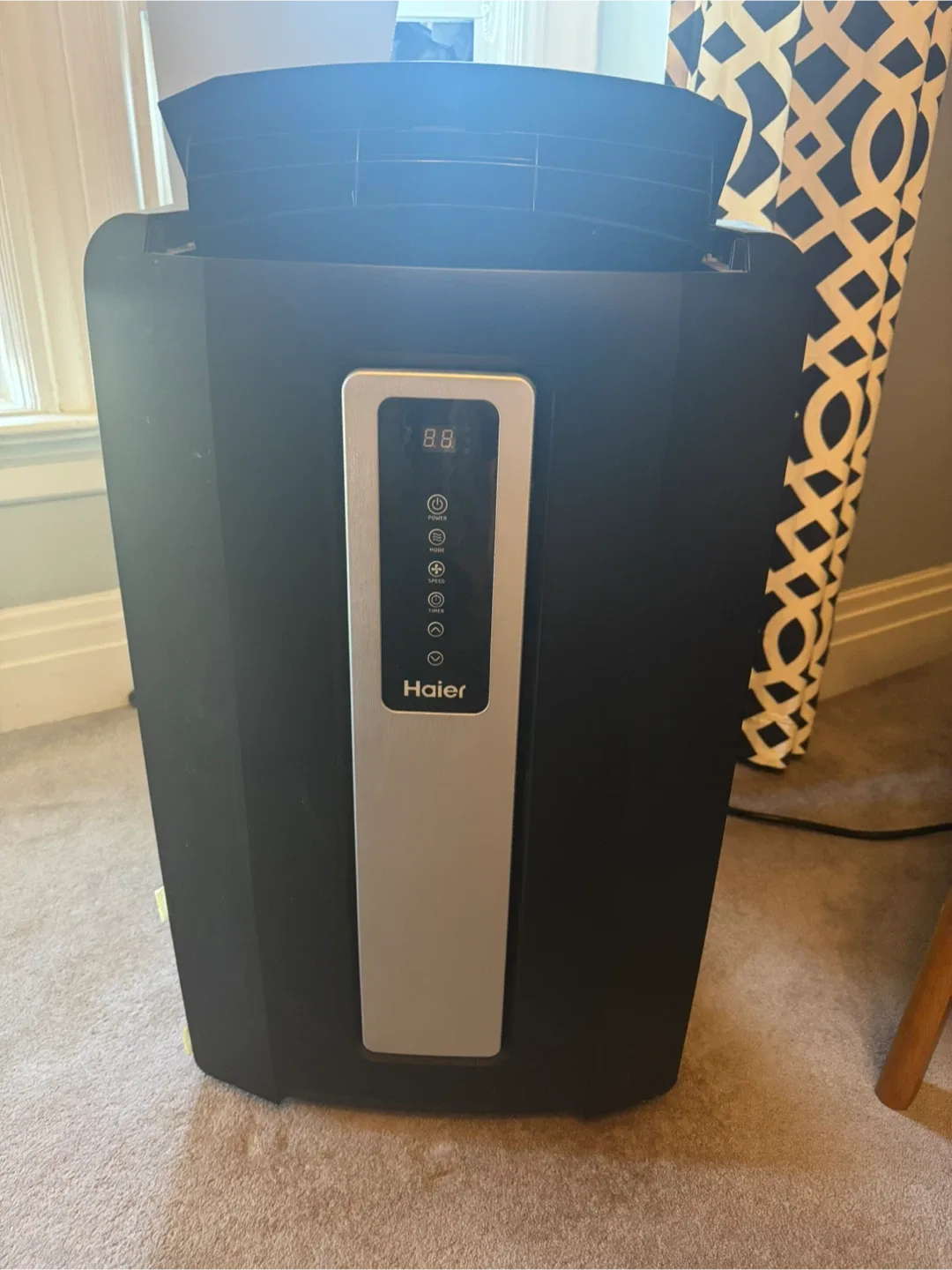 Haier Portable Air Conditioner (12,000 BTU) thumbnail