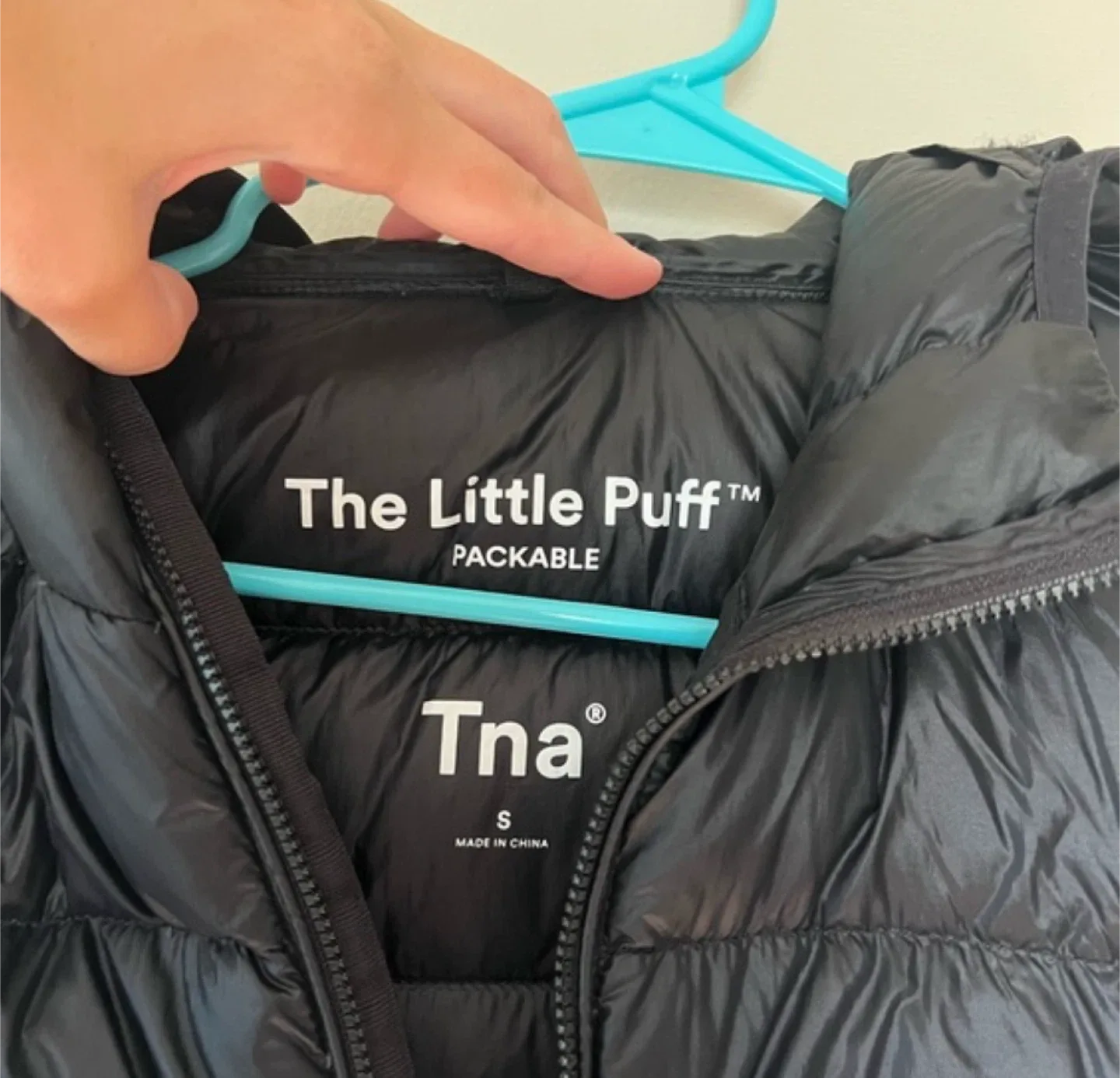 TNA The Little Puff -Black - Size Small image indicator(4)