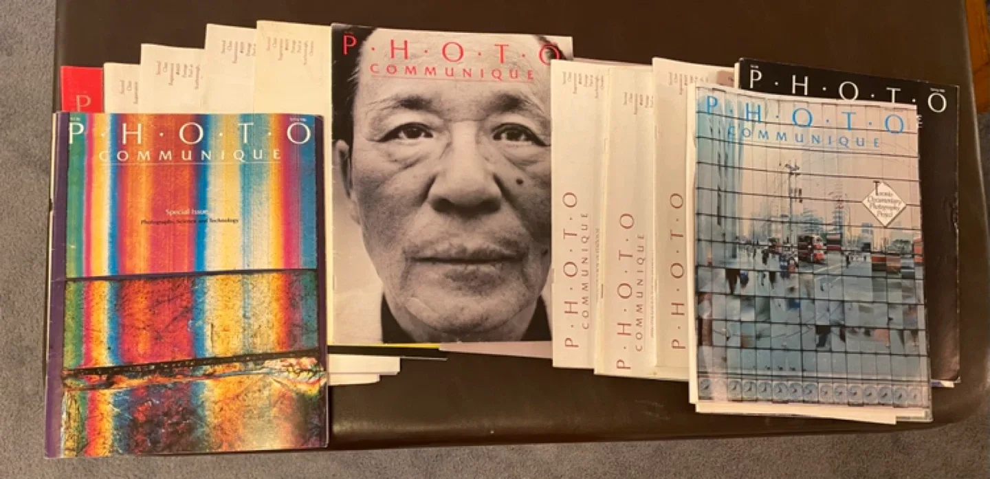 Photo Communique Magazines thumbnail