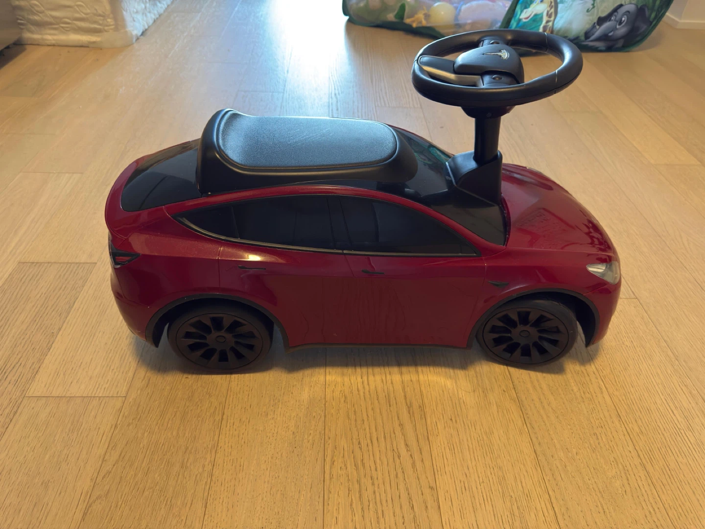 Tesla Model Y Ride-On Push Car - Red - photo 3