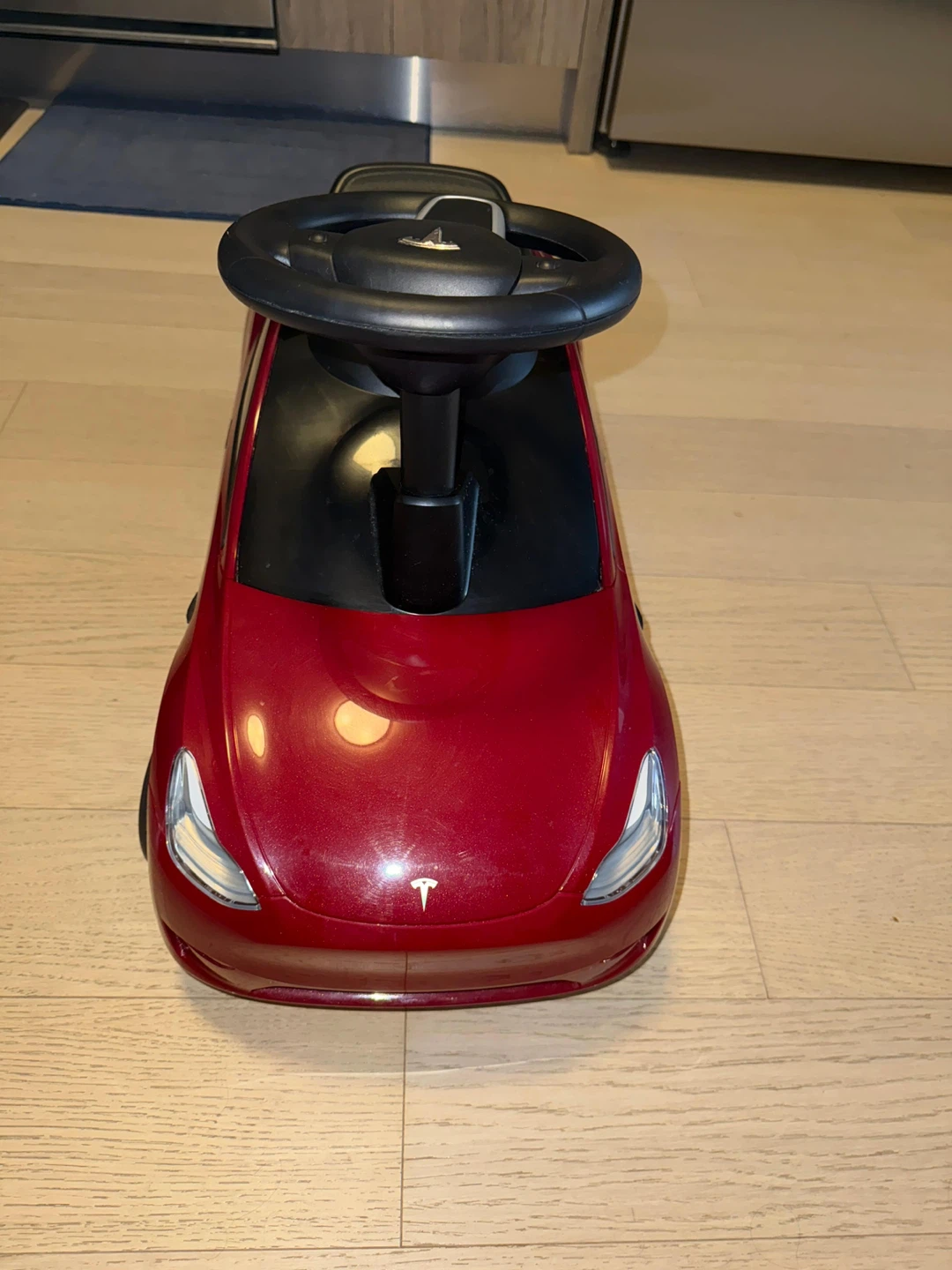 Tesla Model Y Ride-On Push Car - Red - photo 4