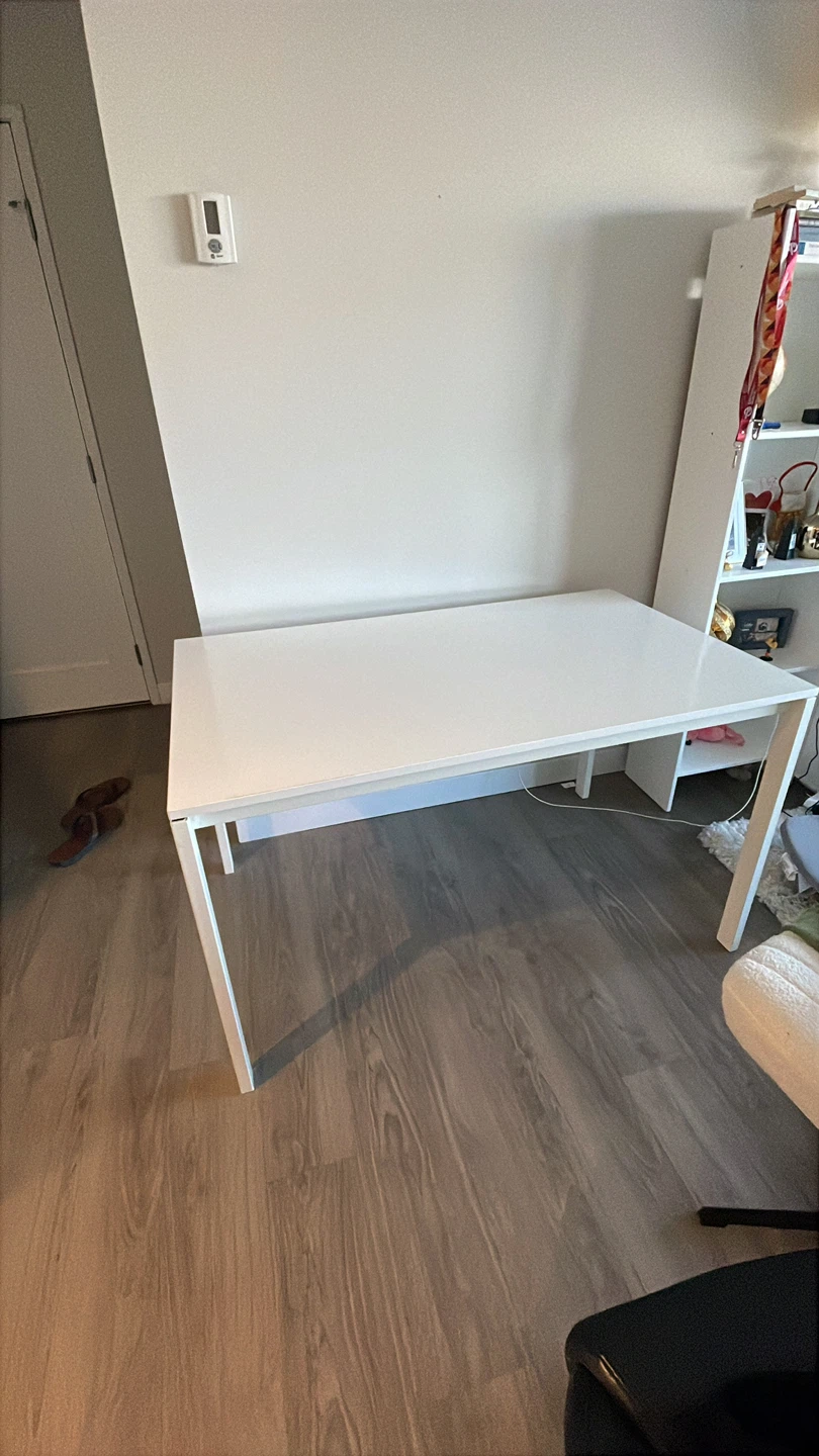 White Desk
