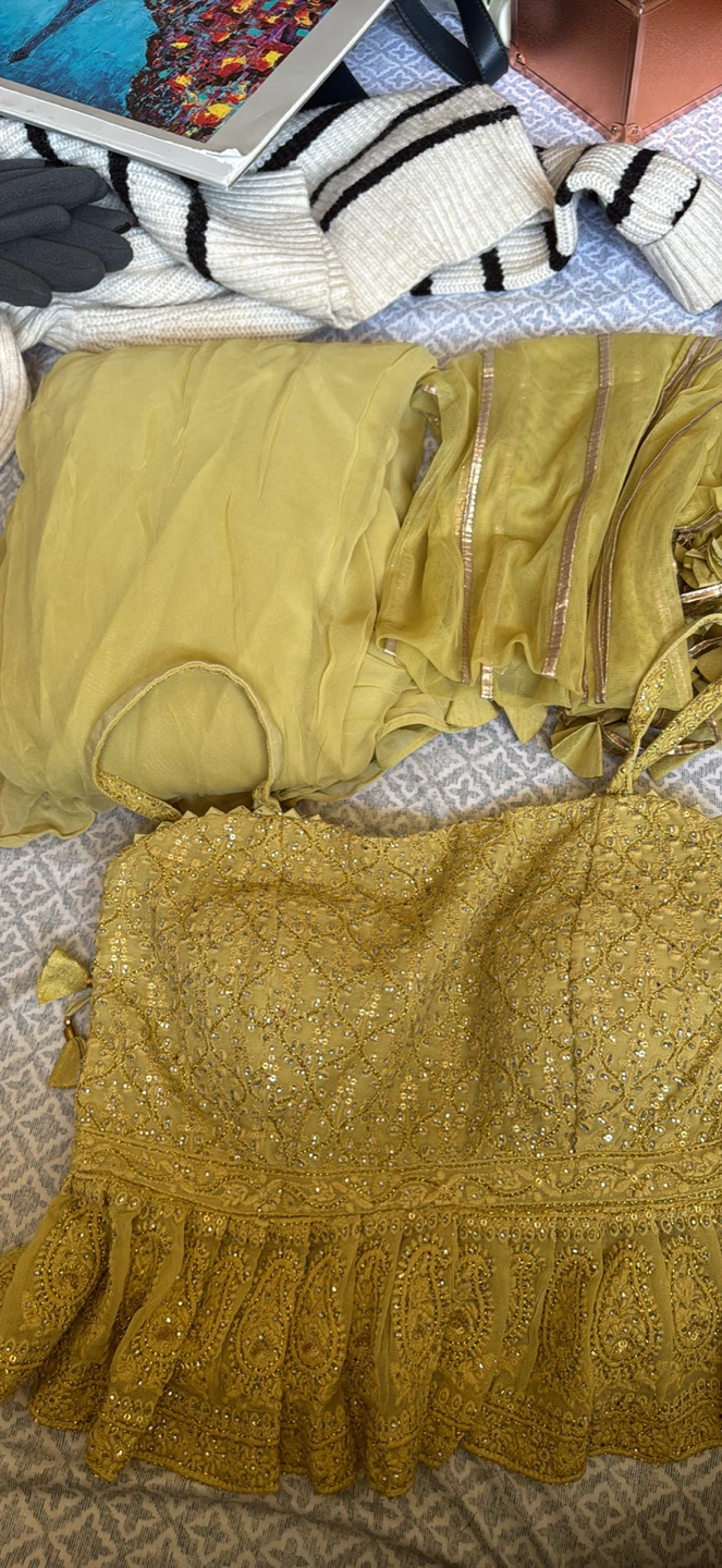 Yellow Embellished Lehenga Choli Set - photo 2