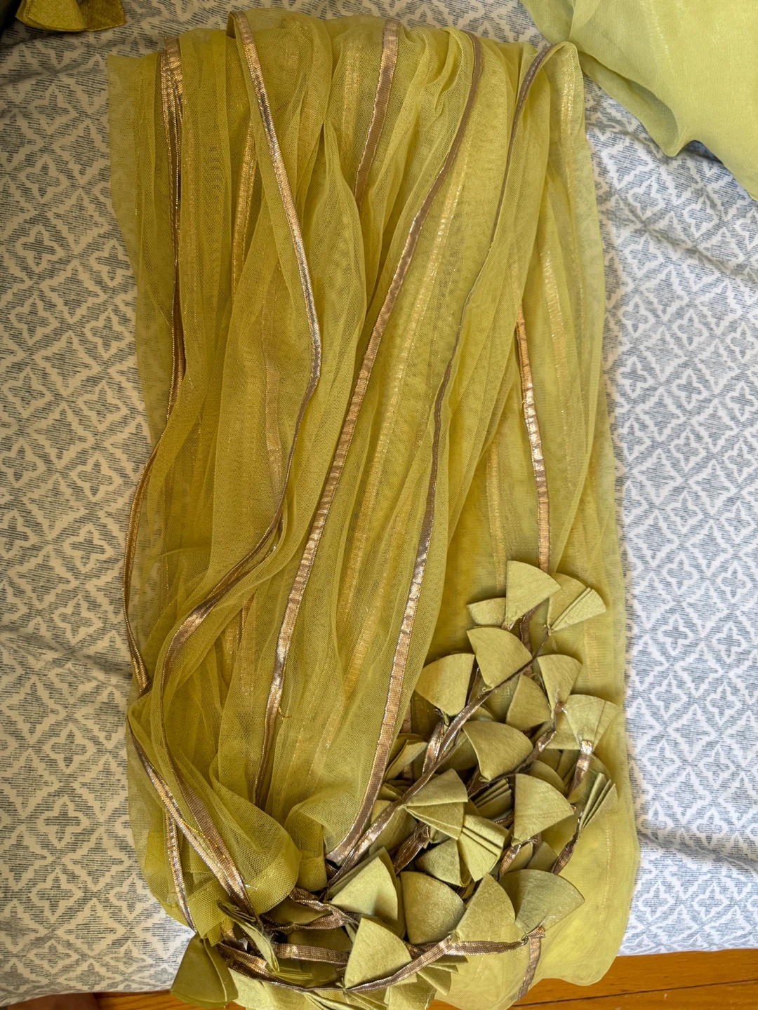 Yellow Embellished Lehenga Choli Set - photo 4