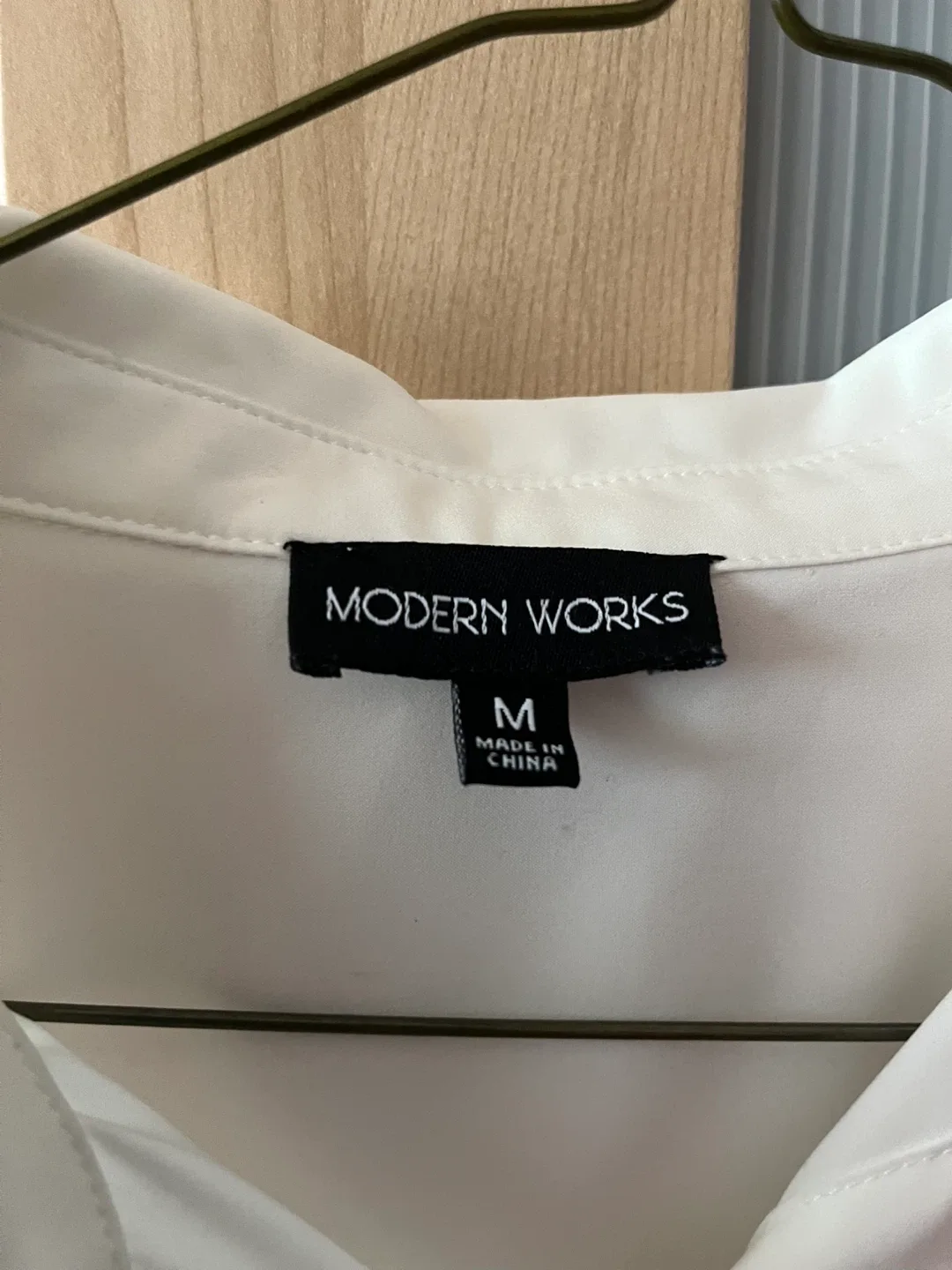 Modern Works White Blouse - Size M image indicator(3)