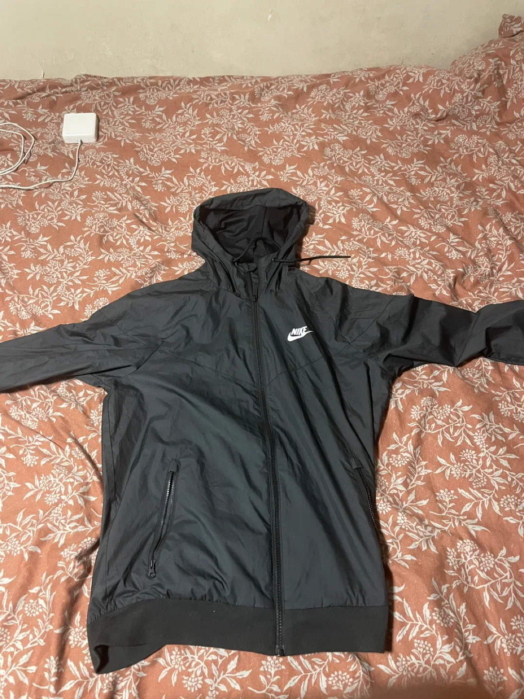 Nike Windbreaker Jacket thumbnail