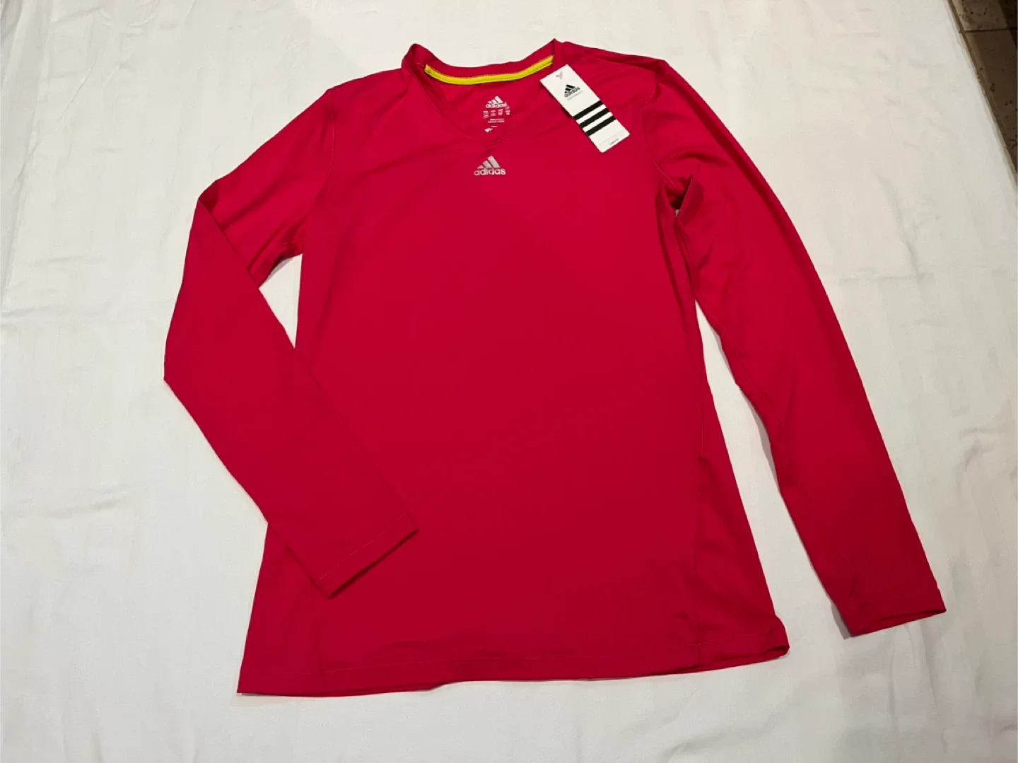 Activewear: Adidas Long Sleeve Tee - Size M thumbnail