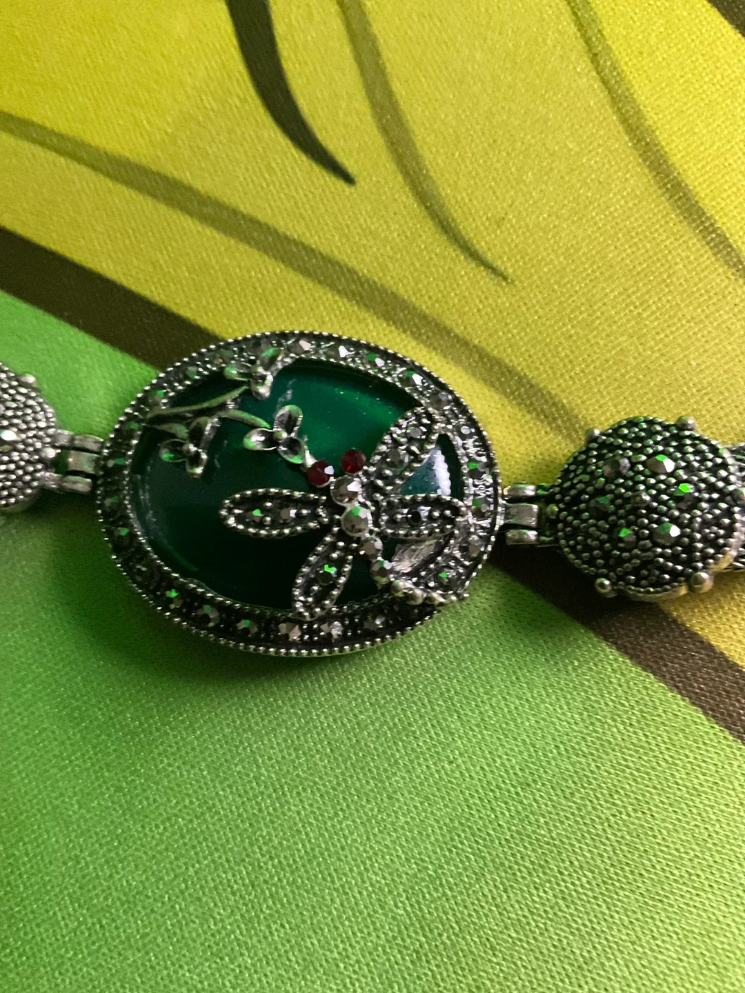 Pure Green Stone with Silver chains 💚🌱🌿 image indicator(4)