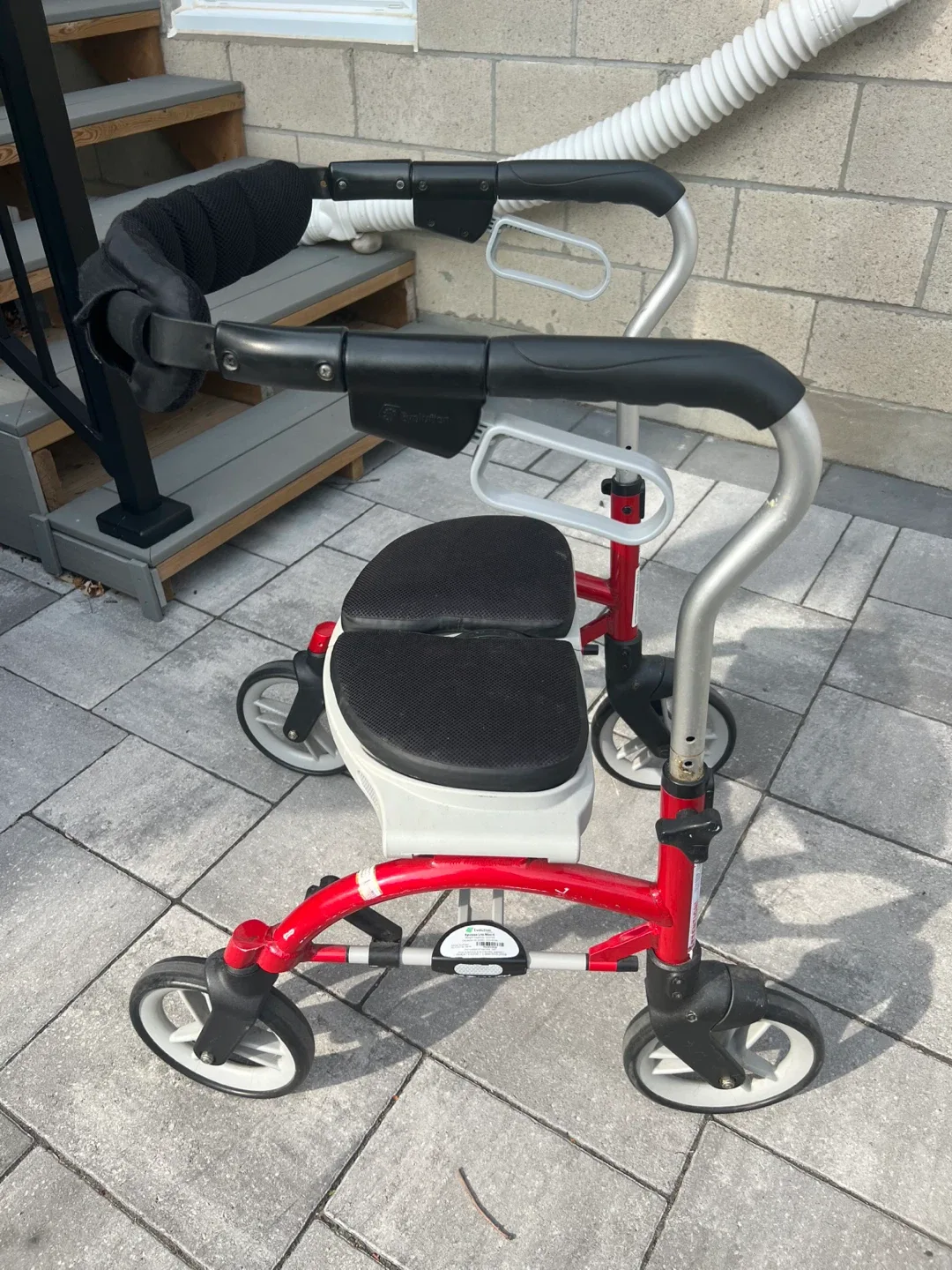 Evolution Mini Senior Walker image indicator(3)