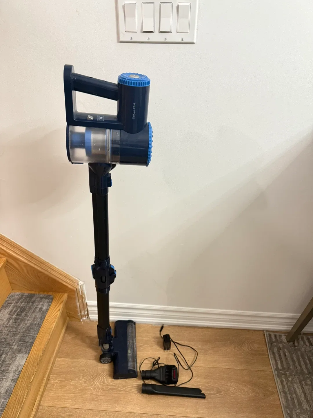 Prettycare Cordless Stick Vacuum Cleaner image indicator(2)