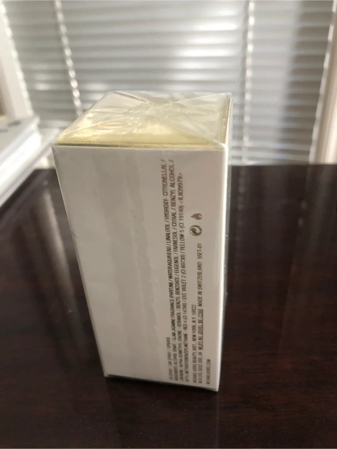 New Michael Kors Glam Jasmine Eau de Parfum 30ml image indicator(2)