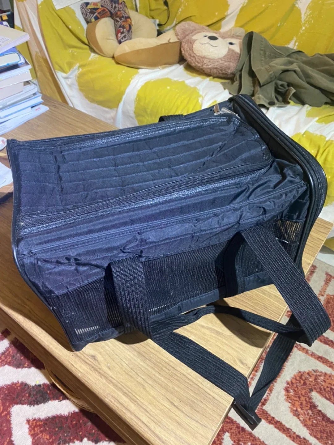 Black Pet Carrier image indicator(2)