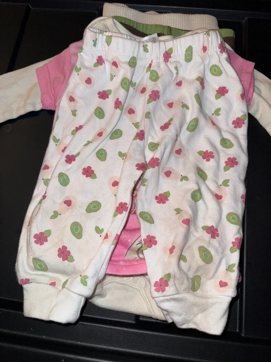 Mixed Baby Clothes Lot - Assorted Sizes & Styles image indicator(5)