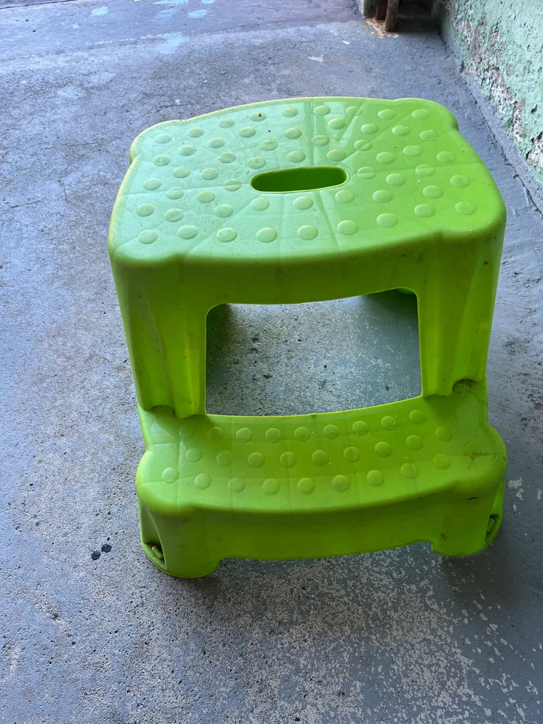 Green Plastic Step Stool thumbnail