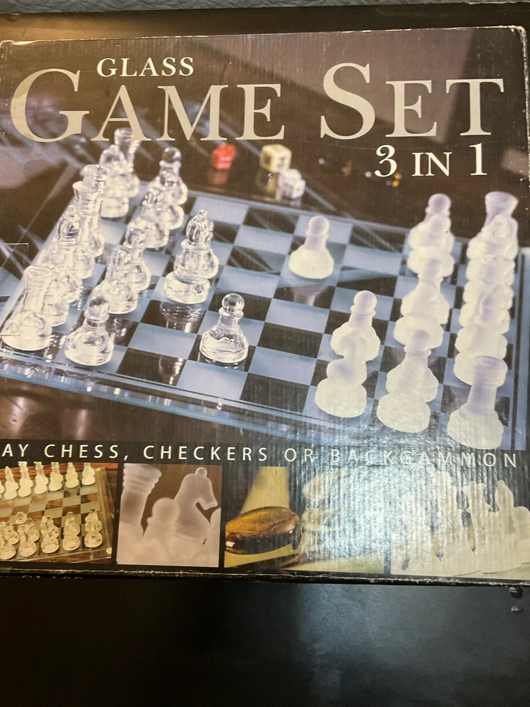 Deluxe Glass Game Set 3 in 1 Chess Checkers Backgammon image indicator(2)