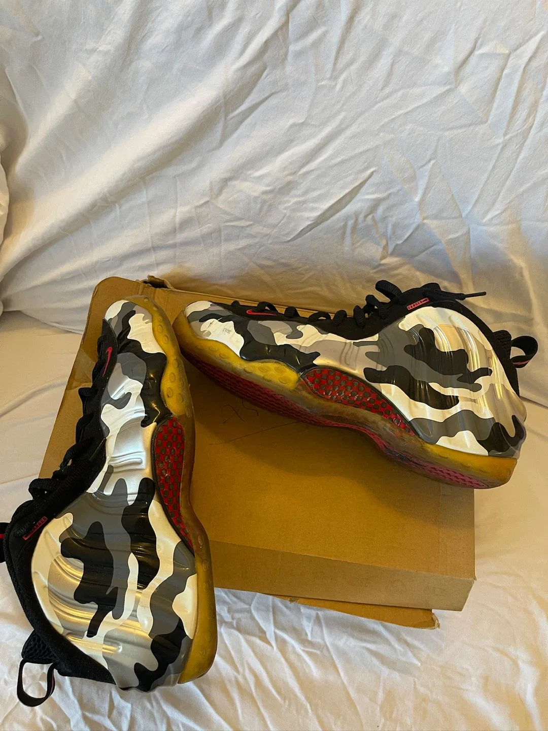 Nike Air Foamposite One PRM Camo Size 11.5 image indicator(4)