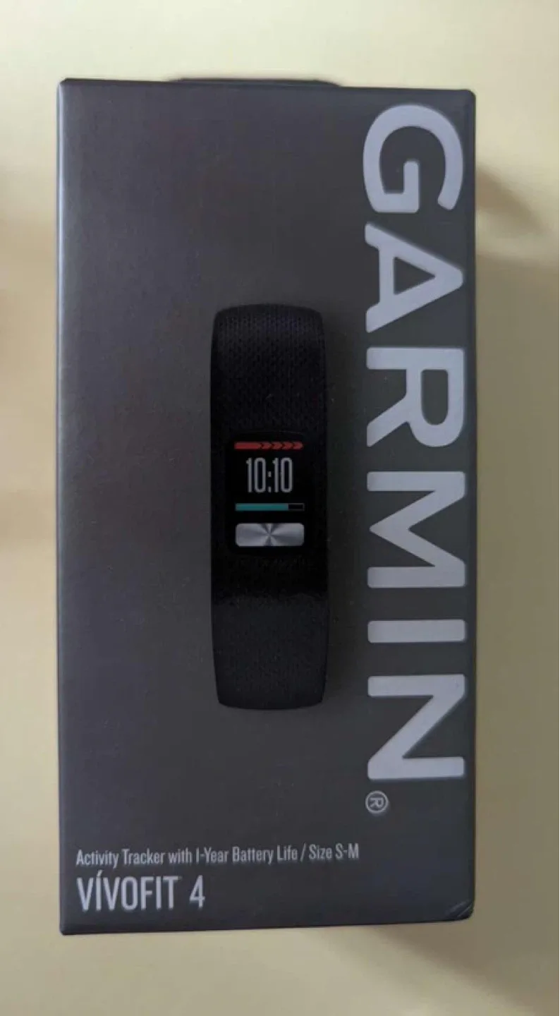 NEVER USED Garmin Vívofit 4 Activity Tracker (Size S-M) thumbnail