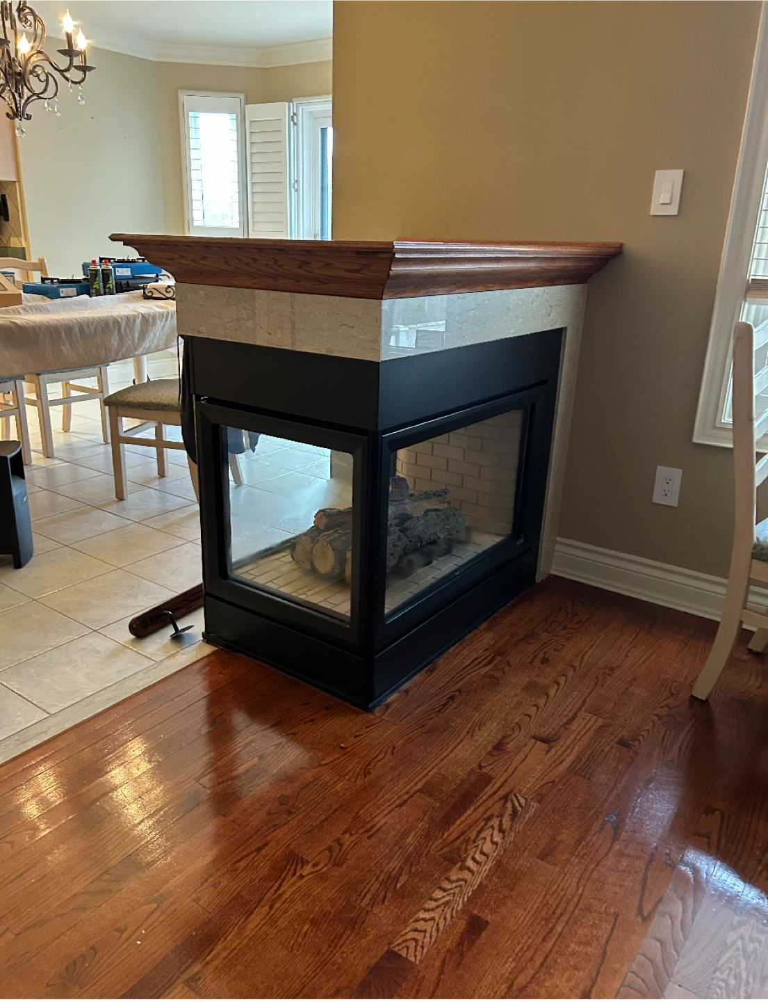 Corner gas Fireplace