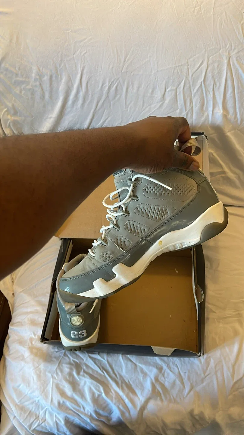 Nike Air Jordan 9 Retro Cool Grey image indicator(4)