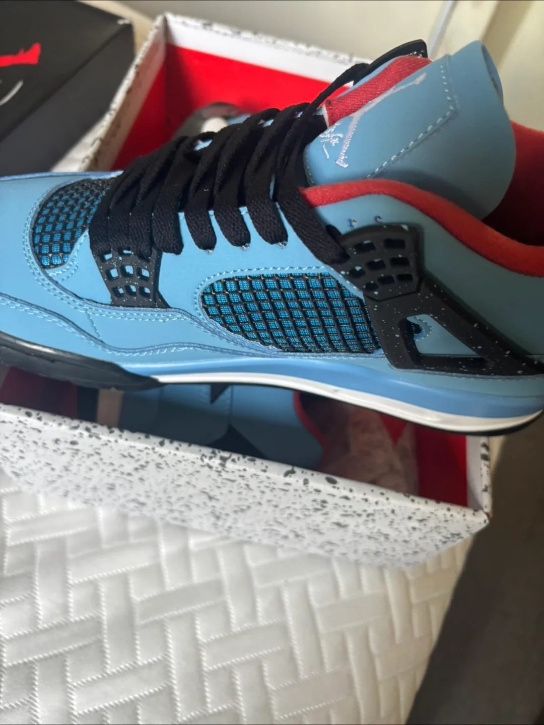 Air Jordan 4 Retro NRG Travis Scott Size 10 thumbnail