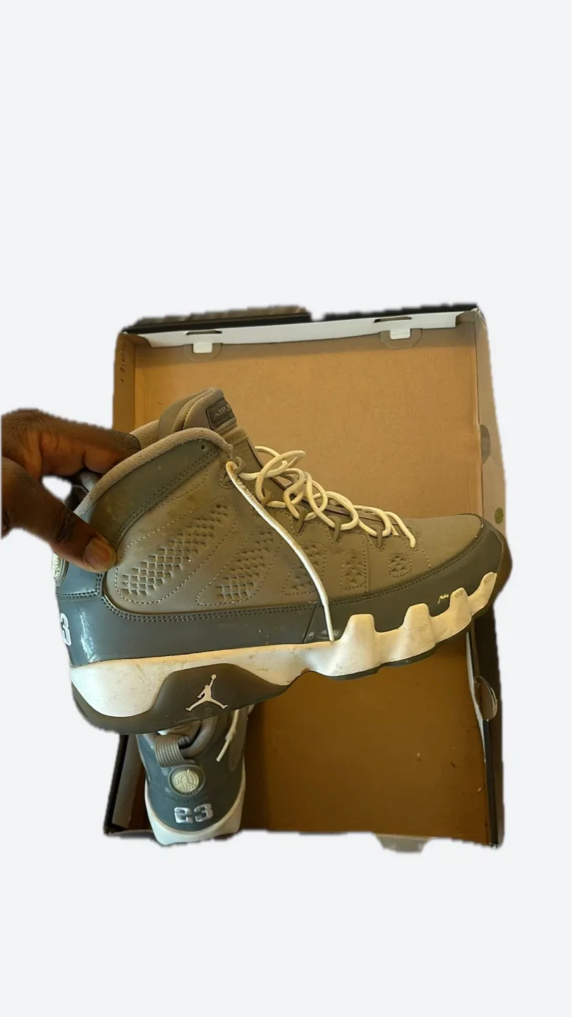 Nike Air Jordan 9 Retro Cool Grey image indicator(5)