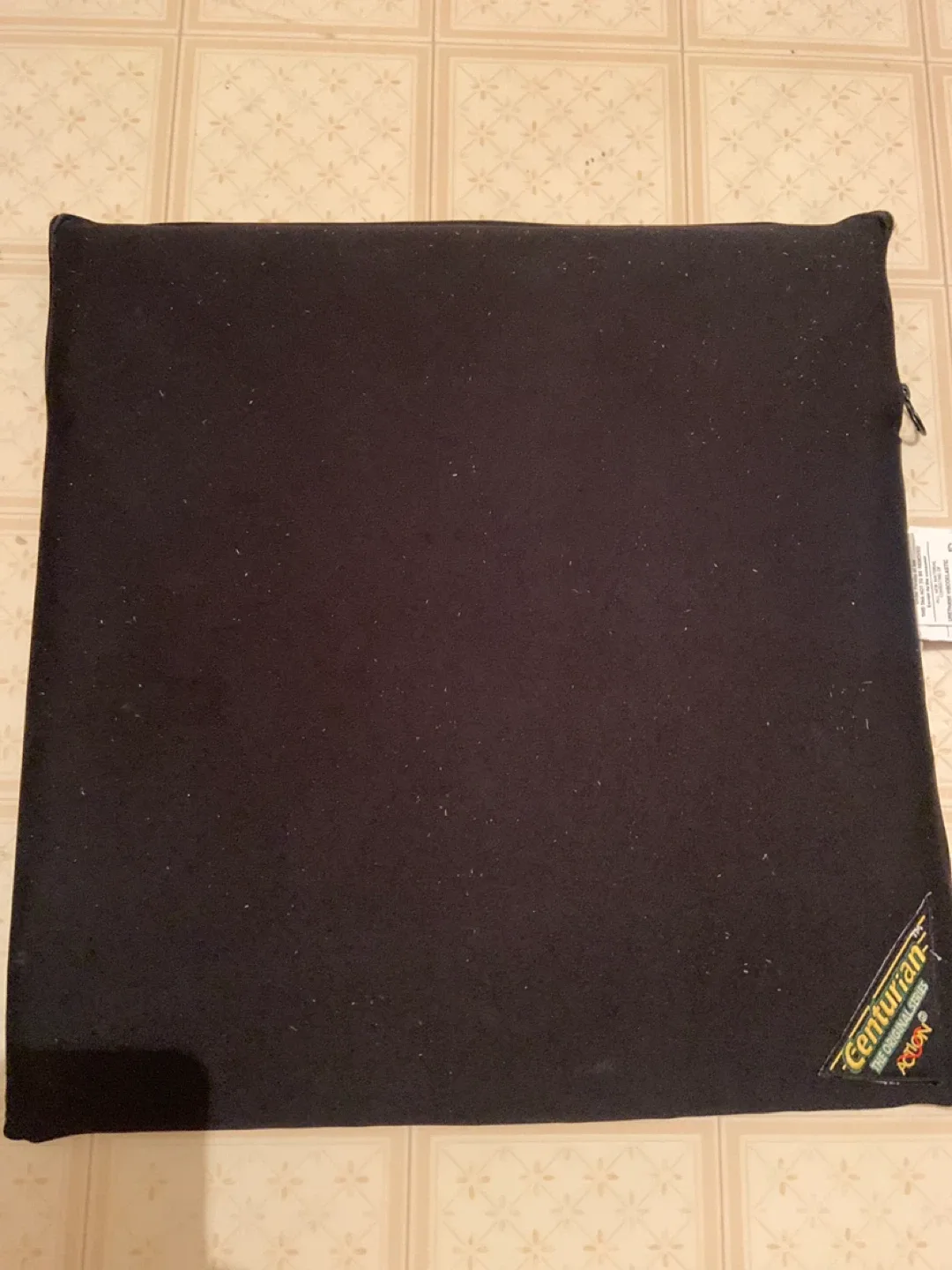 2 cushions image indicator(3)