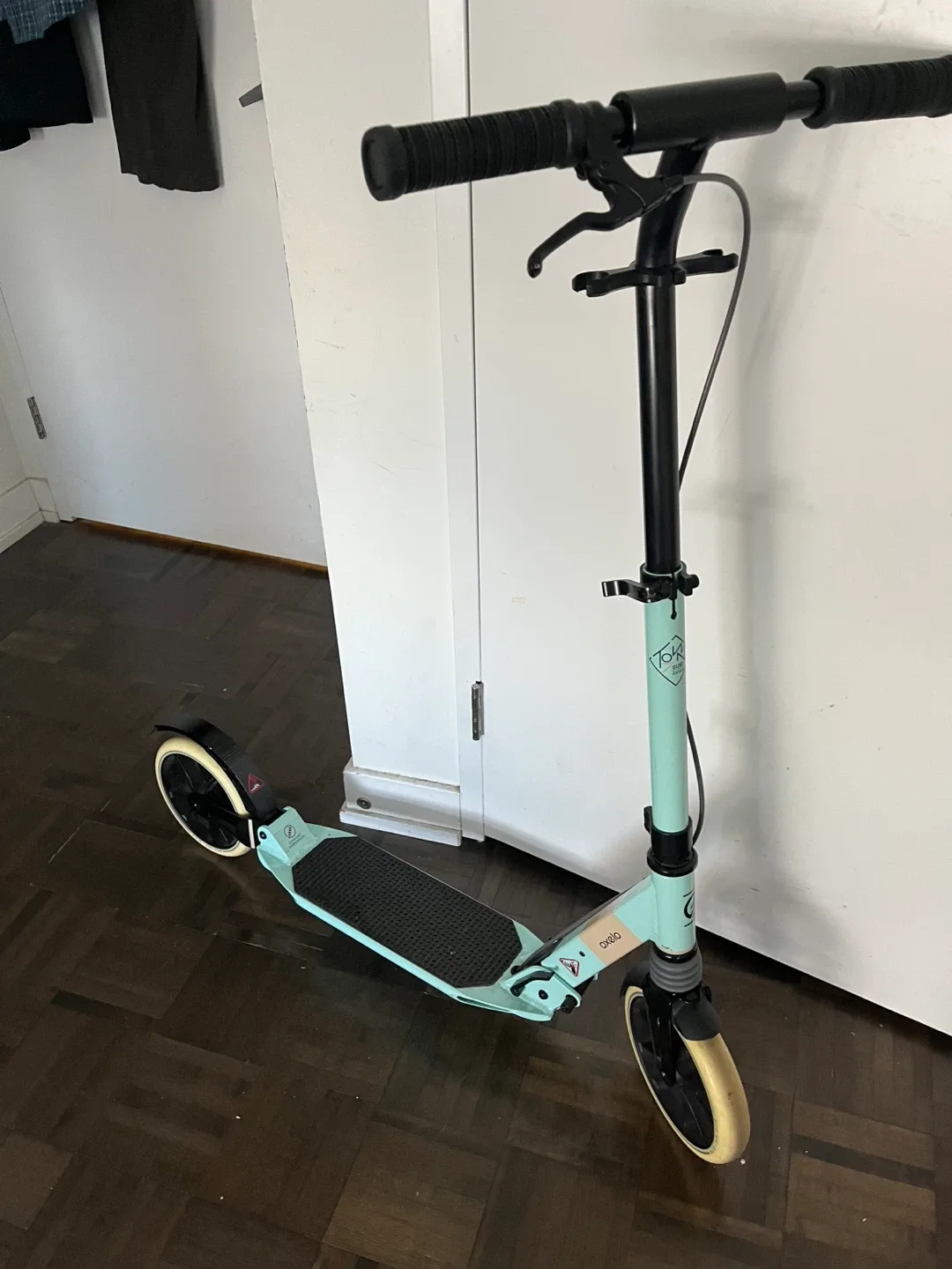 Oxelo Town 9 Easy Fold Adult Scooter - Pale Mint image indicator(4)