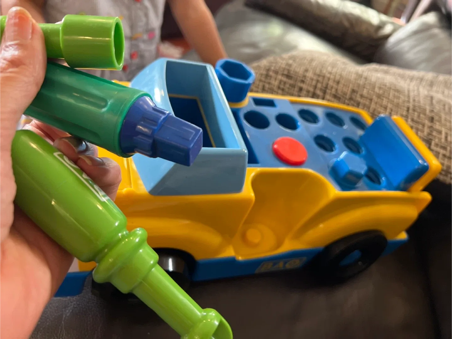 BAO Toy Truck with Tools image indicator(4)