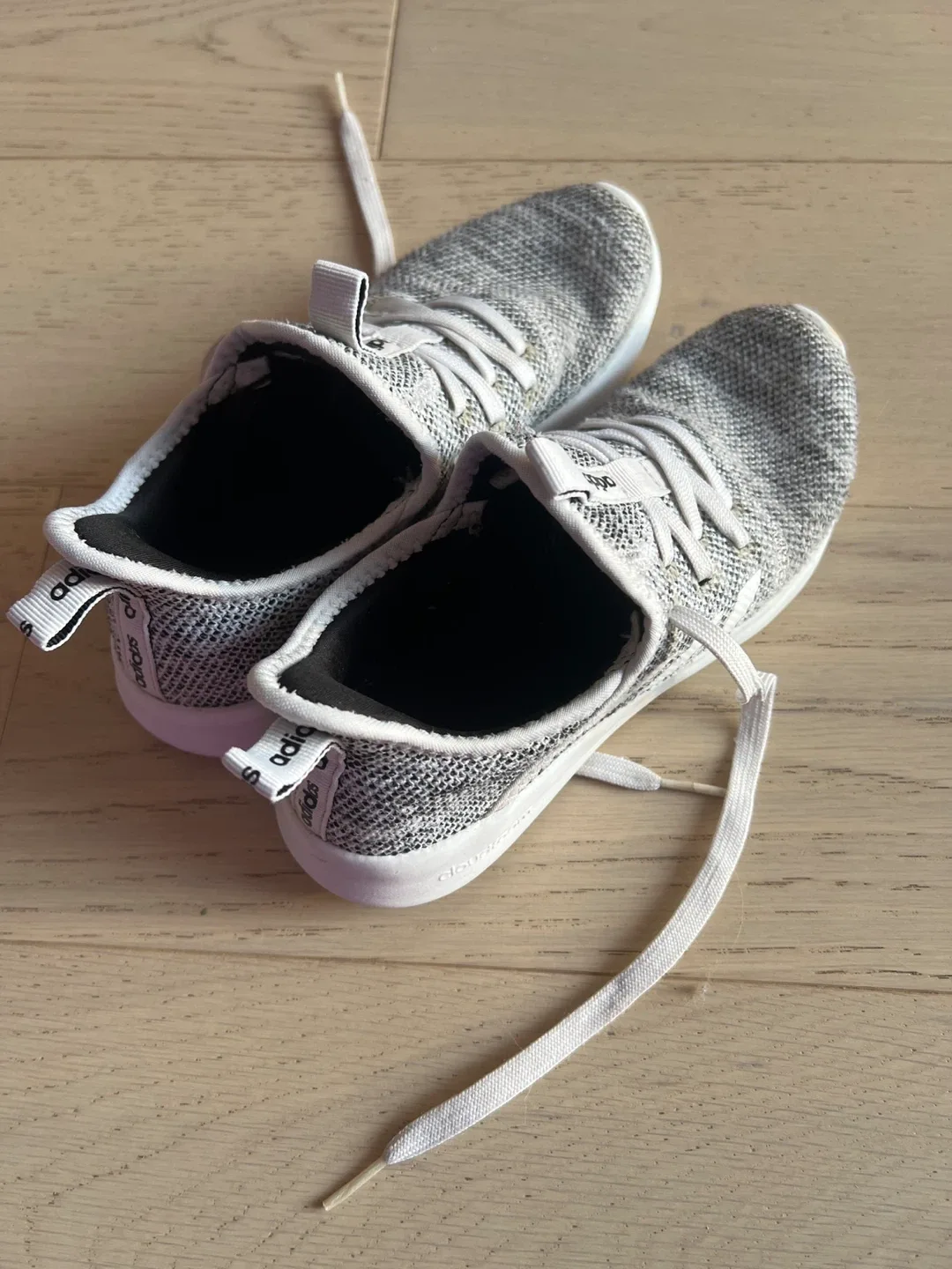 Adidas Cloudfoam Grey/White Shoes thumbnail