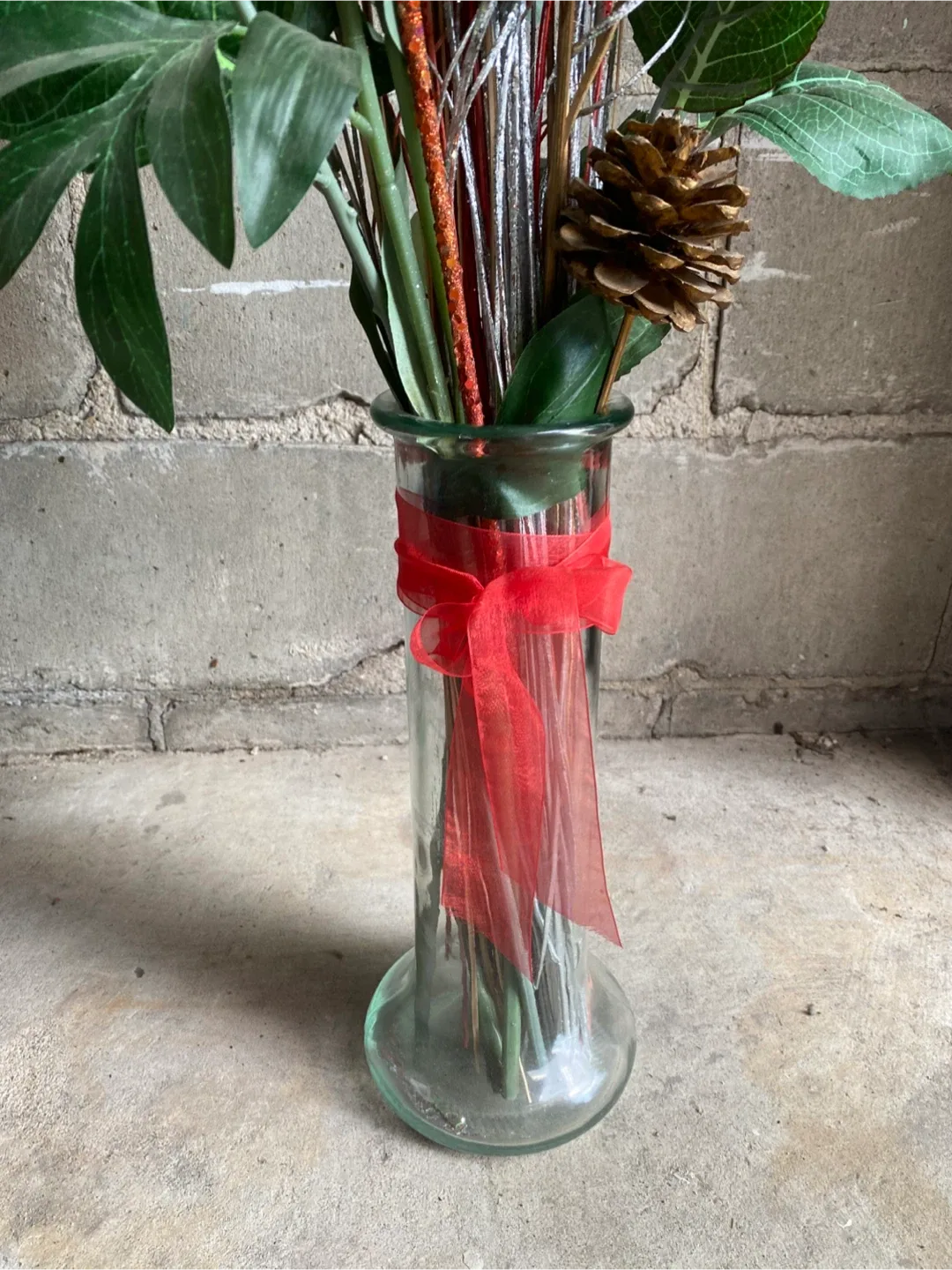 Floral Arrangement with Vase thumbnail