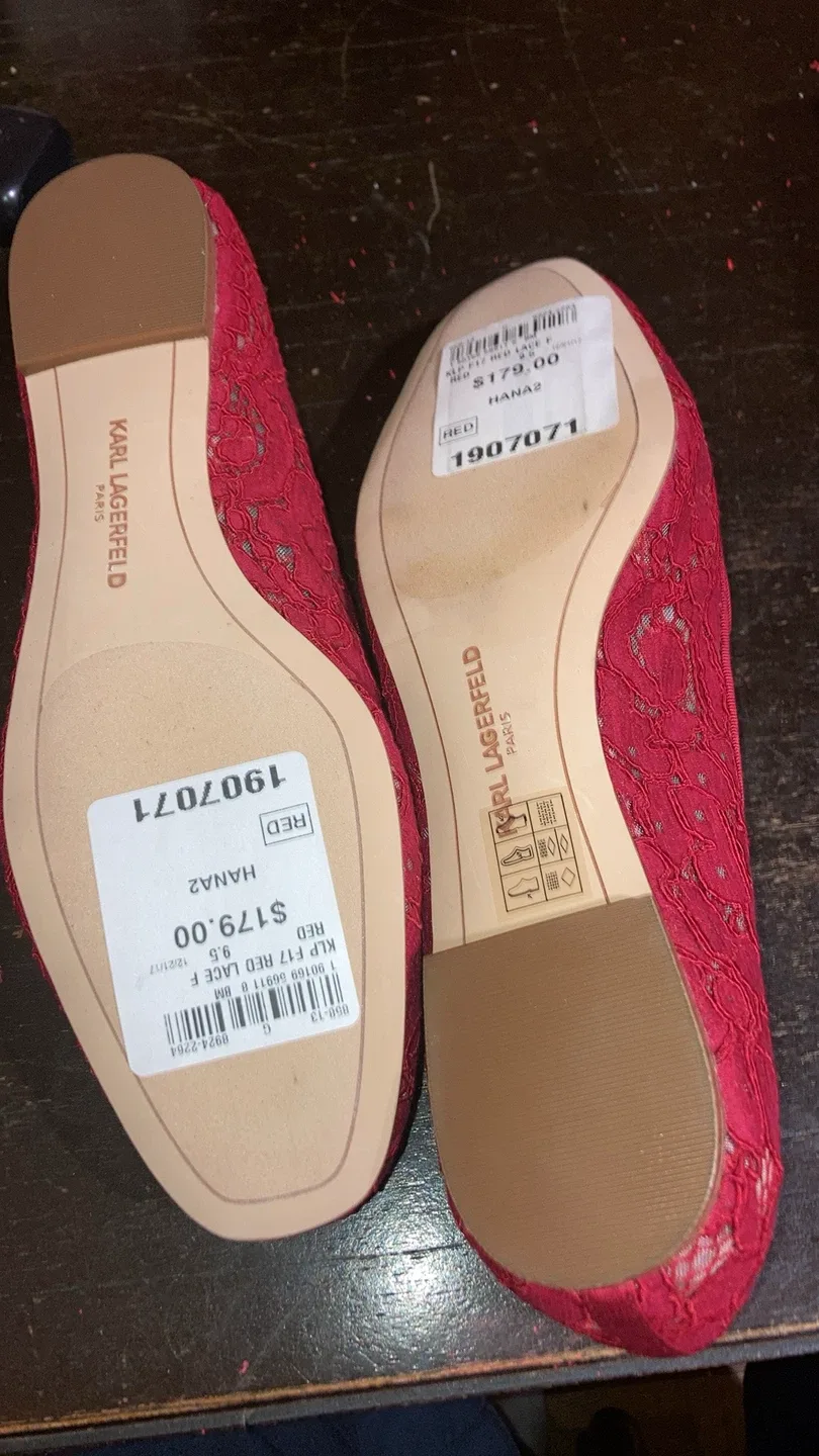 Karl Lagerfeld Paris Hana2 Red Lace Flats - Size 9.5 image indicator(5)