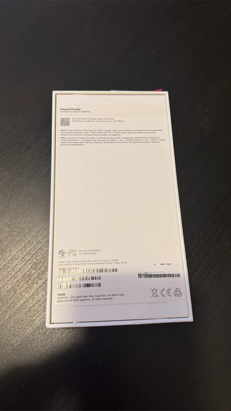 Empty box iPhone 15 Pro Max Natural Titanium image indicator(2)